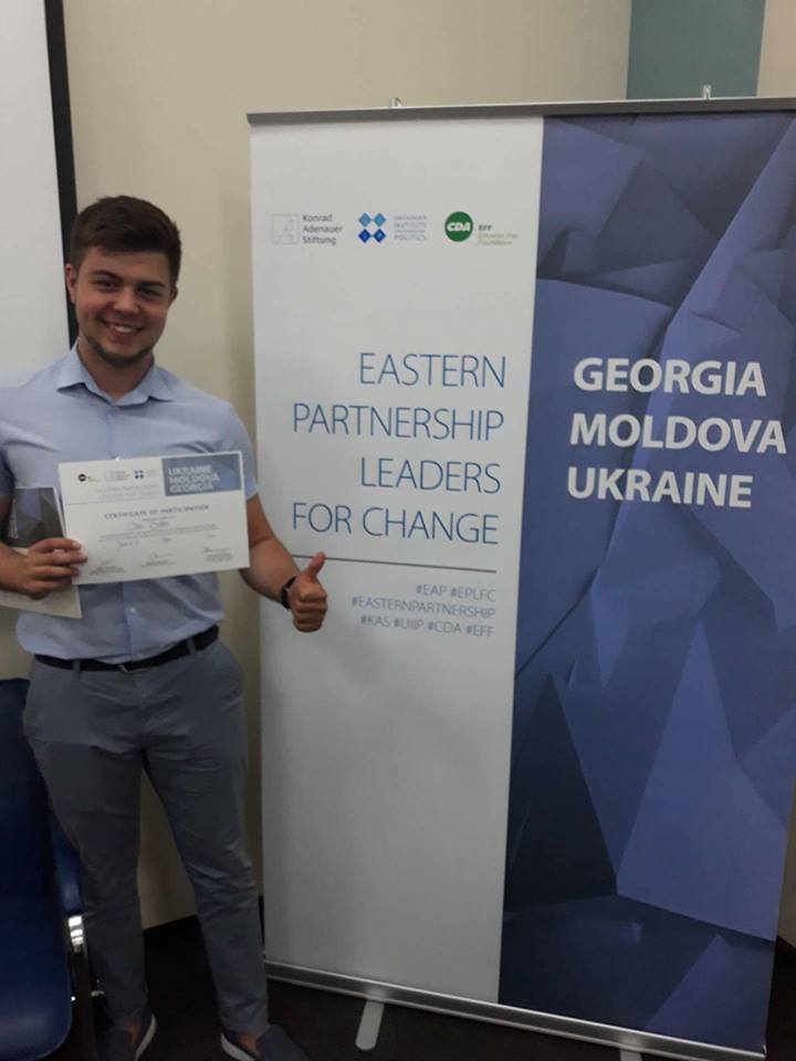 34648790 1687285504701663 668653376363298816 n