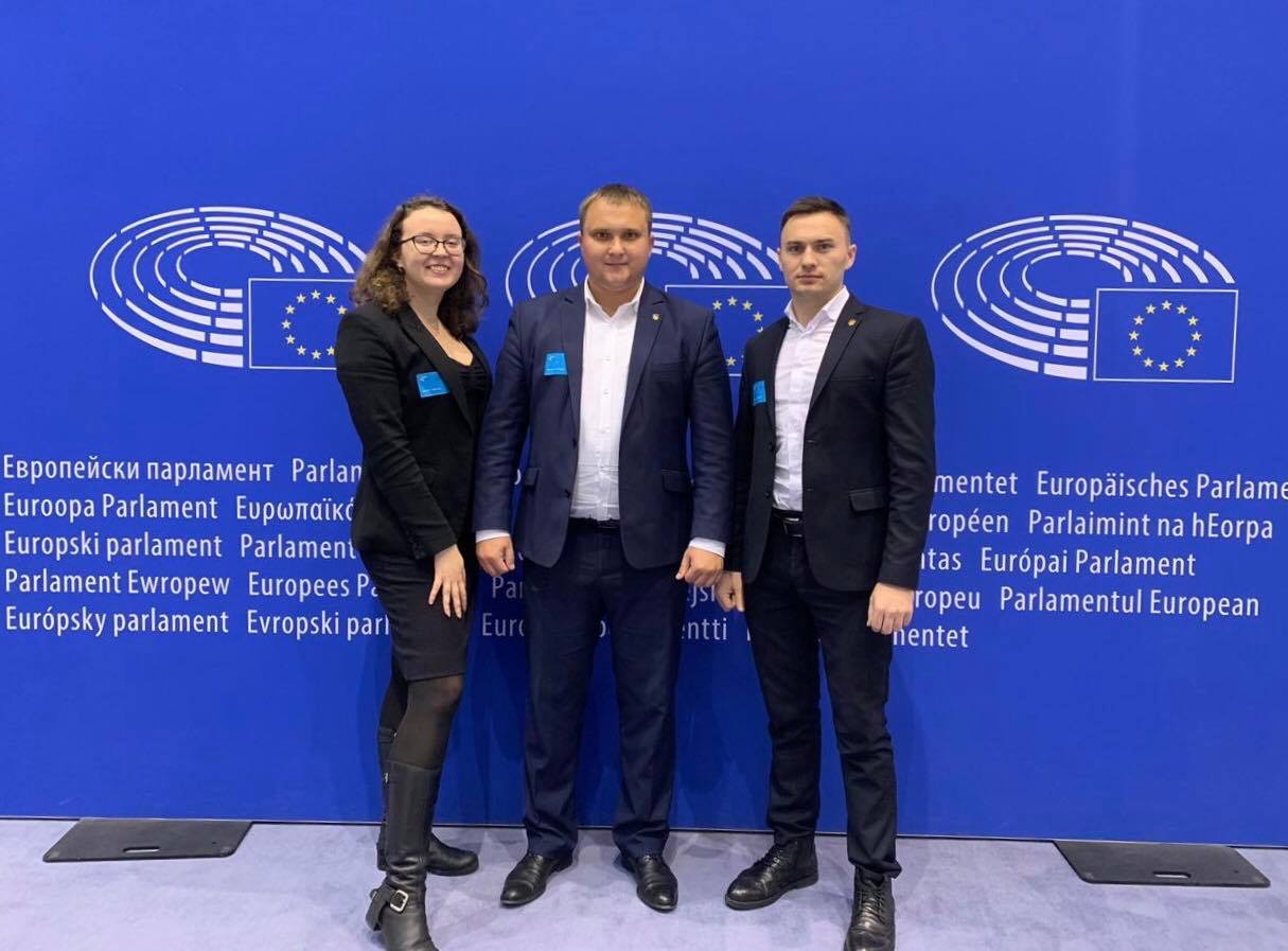 78819789 2480868422236861 6258086504996798464 n