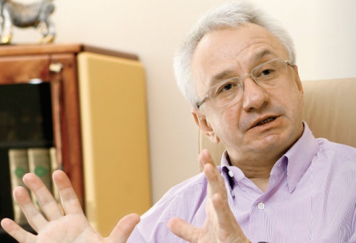 5FB43DC7 1E32 41D4 A81D C39E2C421B52