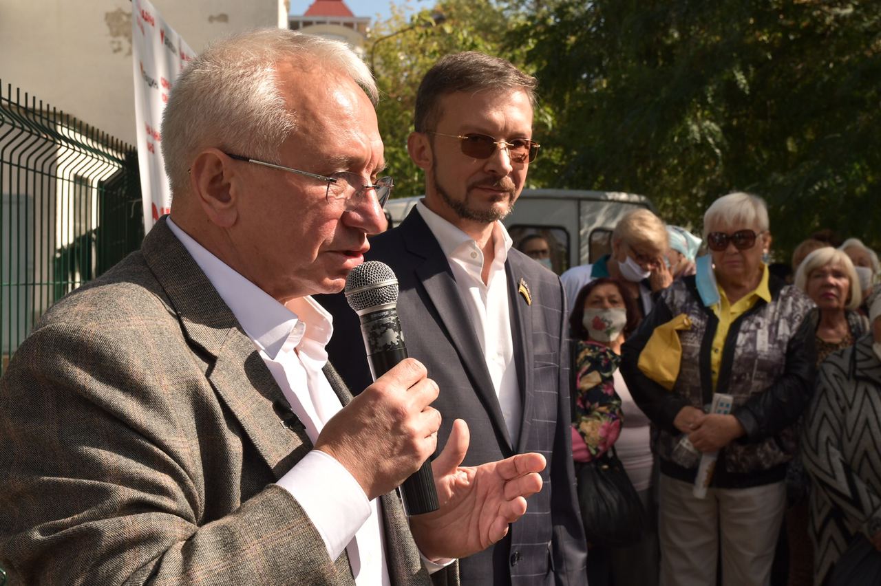 D07C5C73 337F 4C01 8E7F 66F50A6C7C7C