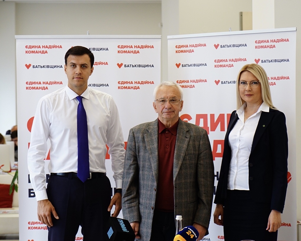 E6354494 B05D 40D0 8544 9FF23BD7B337