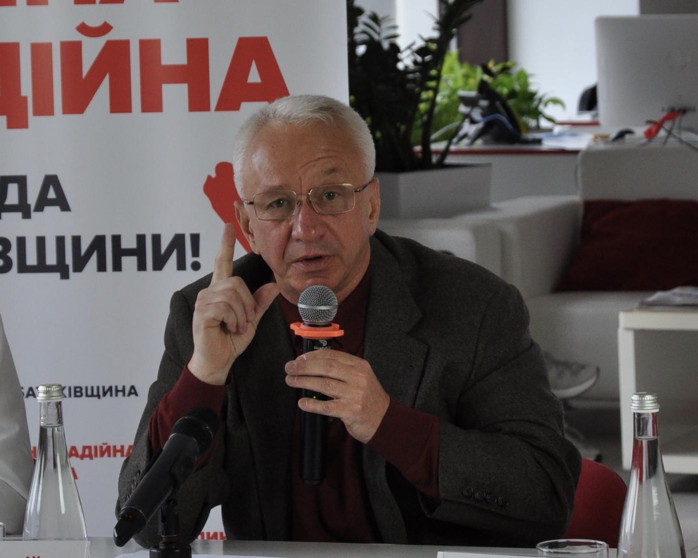 F08F28BE 67F7 46A8 8016 EDD7B987800D