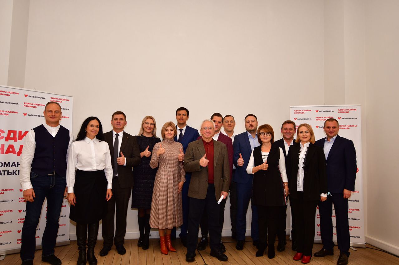 photo5312378850547707742