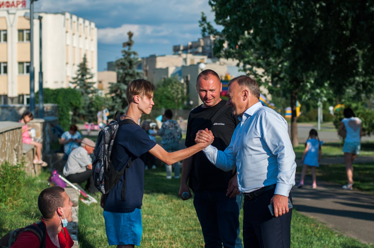 photo5413790274016097309