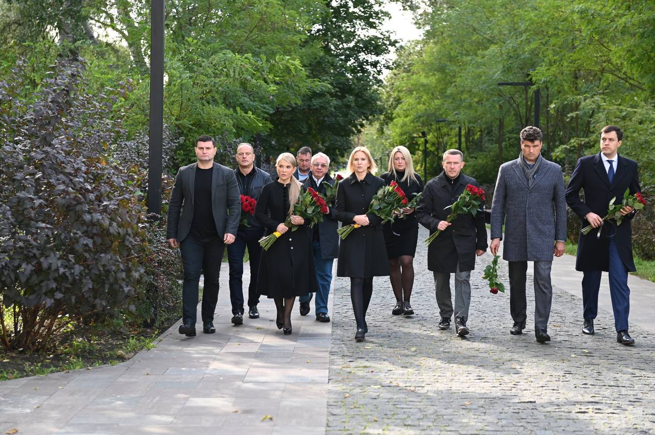 photo5377815013764478364