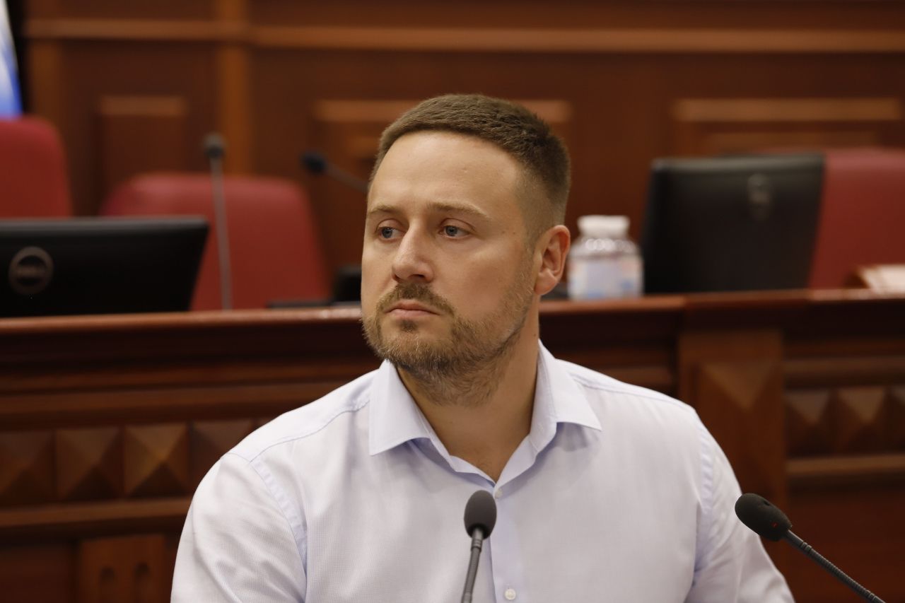 F48BCB58 5356 4904 90AC 2E3107716438