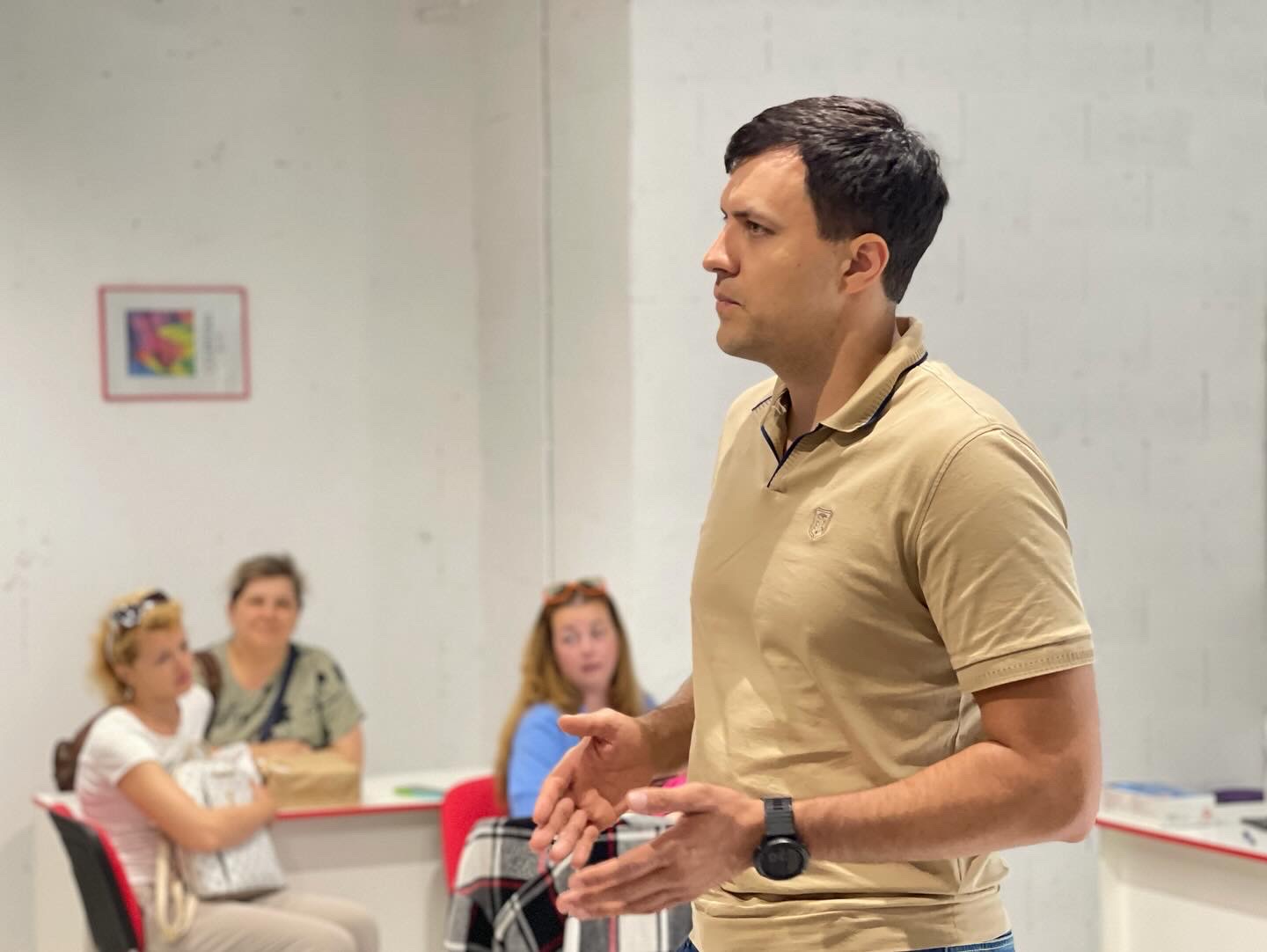 E0AEDED0 EB99 4DED BB31 DEEF69101943